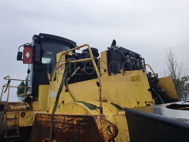 Compactador Pés de Carneiro