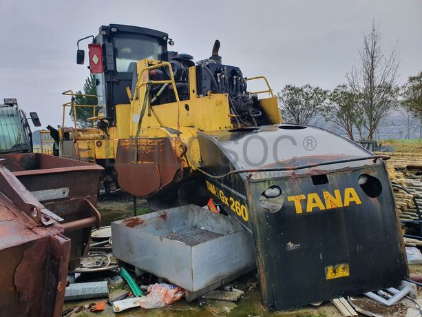 Compactador Pés de Carneiro