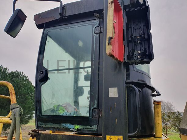 Compactador Pés de Carneiro