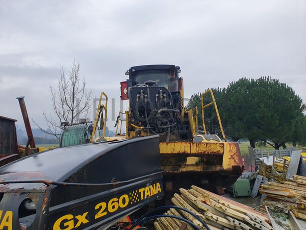 Compactador Pés de Carneiro