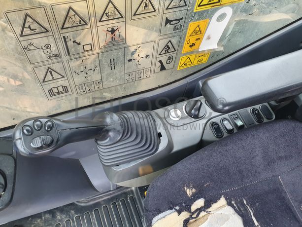 Escavadora Hidráulica de Rastos