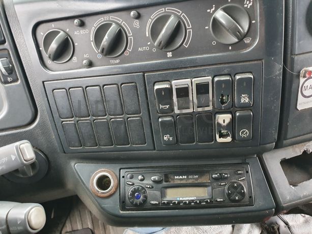 MAN 180280 4x2 BL 54.25 · Ano: 2007