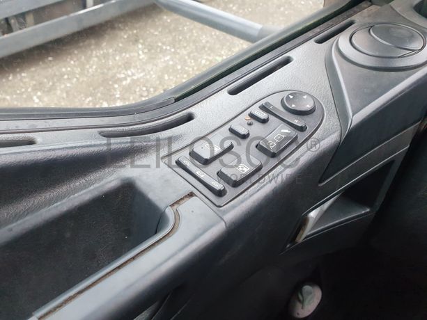 MAN 180280 4x2 BL 54.25 · Ano: 2007