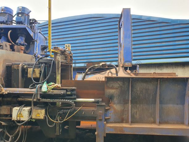 Câmara de Prensagem com Expulsor de Fardos