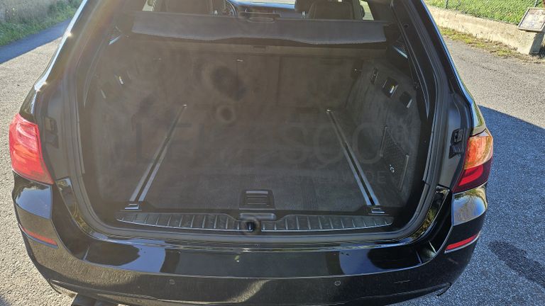 BMW 525d 2.0D bi turbo · Ano 2014