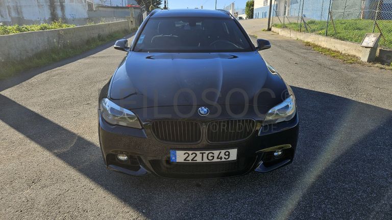 BMW 525d 2.0D bi turbo · Ano 2014