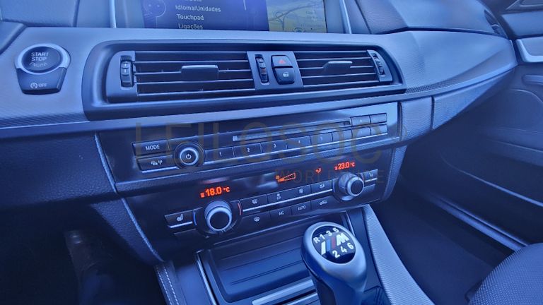 BMW 525d 2.0D bi turbo · Ano 2014