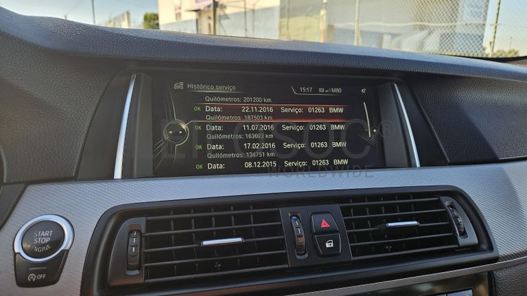 BMW 525d 2.0D bi turbo · Ano 2014