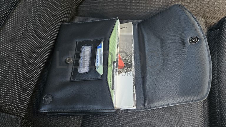 BMW 525d 2.0D bi turbo · Ano 2014