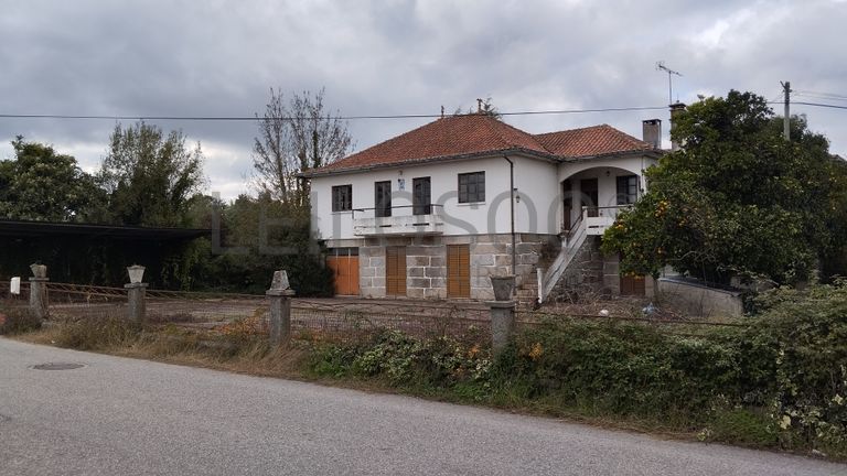 Moradia V6 · Santa Comba Dão