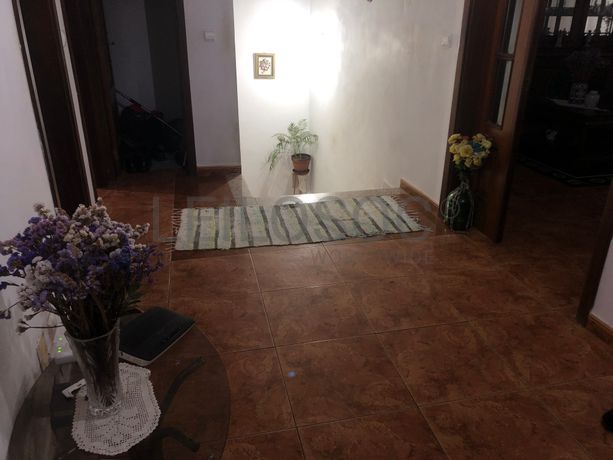 Moradia V3 · Resende, Viseu