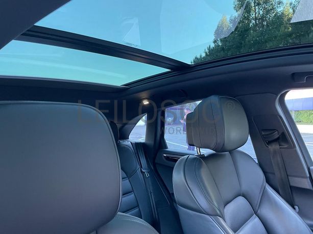 Porsche Macan · Ano 2022