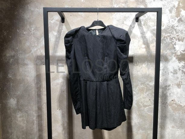 Macacão · Vestidos