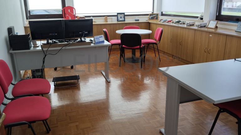 Equipamento de Escritório