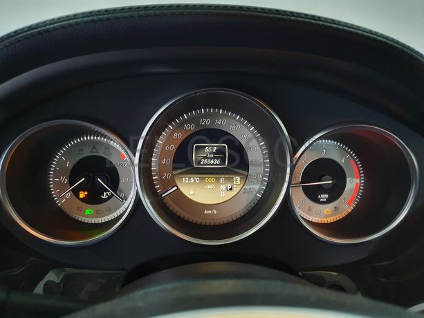 Mercedes-Benz CLS 250 CDI · Ano 2012