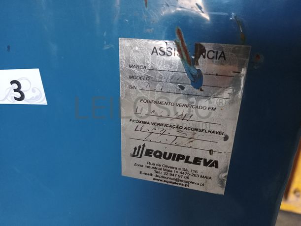 Contentor de fundo rebatível