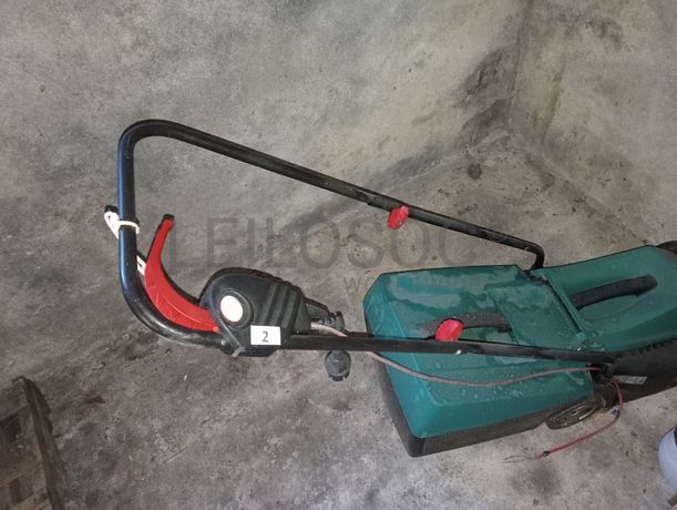 Máquina de virar sapatos · Máquina de cortar relva · Compressor · Depósitos de Ar