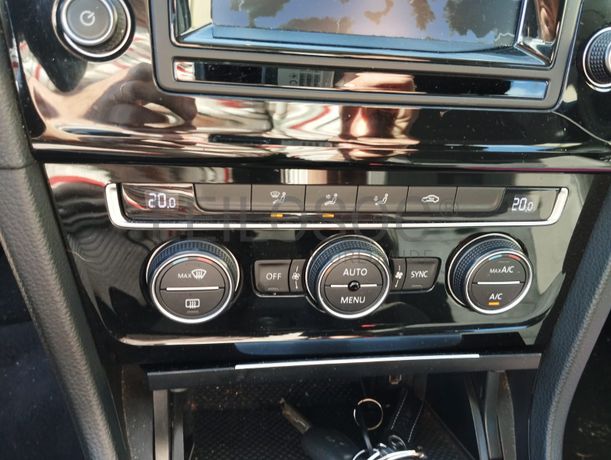 Volkswagen Golf TDI · Ano 2014