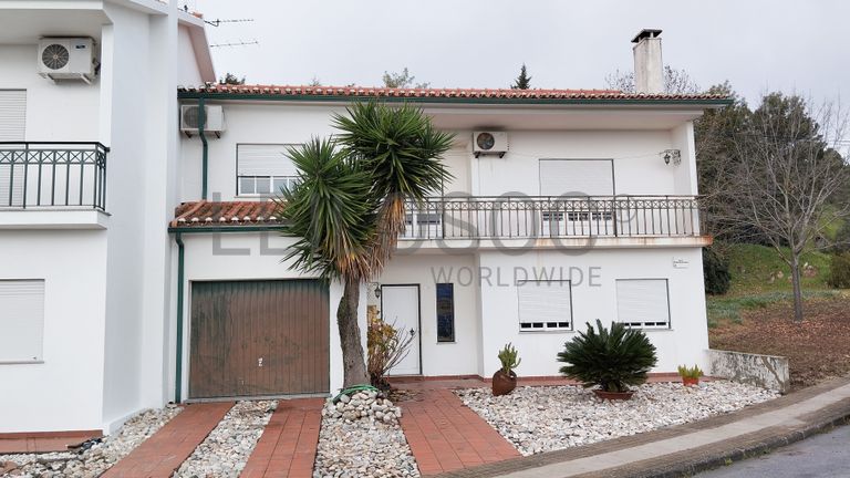 Moradia V4 · Vila Velha de Ródão, Castelo Branco