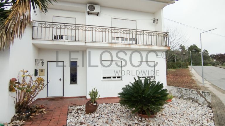 Moradia V4 · Vila Velha de Ródão, Castelo Branco