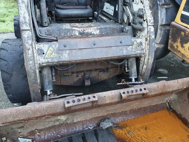 Mini Pá Carregadora