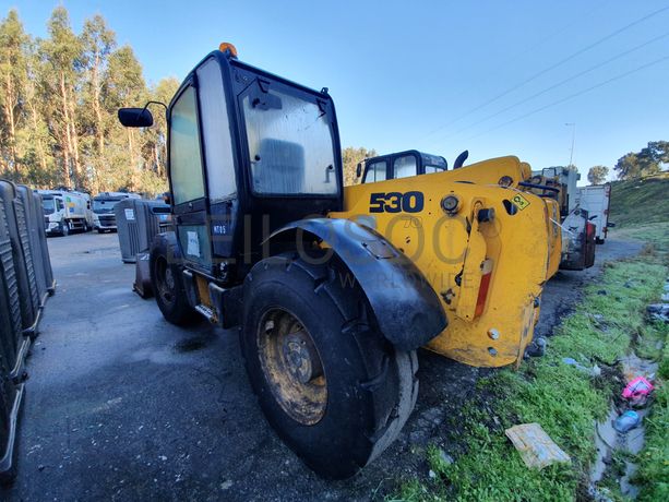 Multifunções com Braço Telescópico