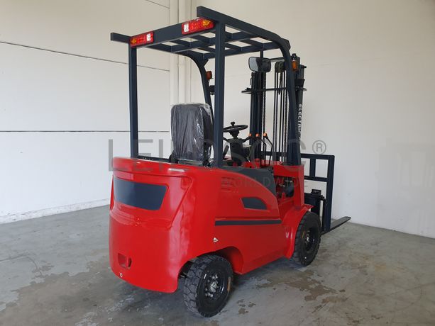 Empilhador Elétrico Kabl · Ano 2022