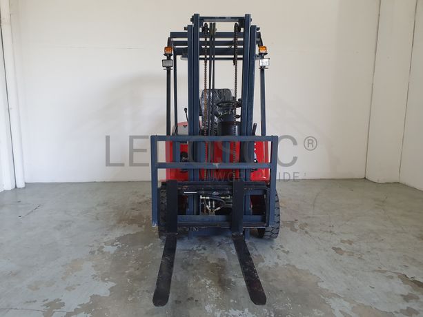 Empilhador Elétrico Kabl · Ano 2022