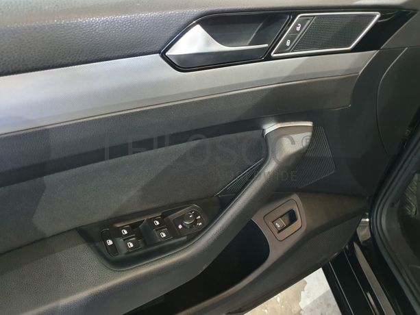 Volkswagen Passat · Ano 2015