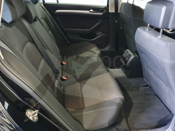 Volkswagen Passat · Ano 2015