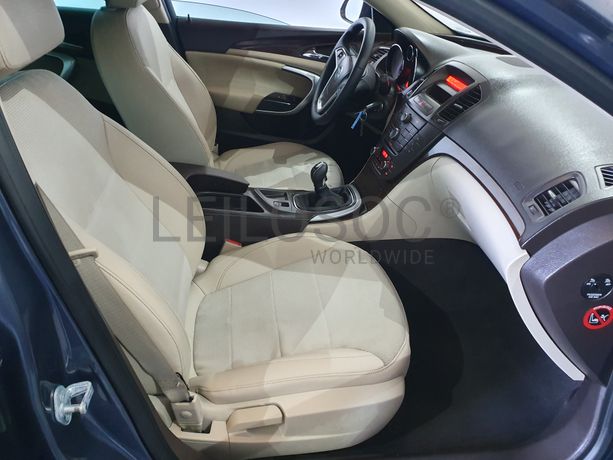 Opel Insígnia · Ano 2010