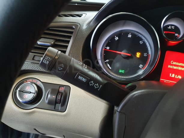 Opel Insígnia · Ano 2010