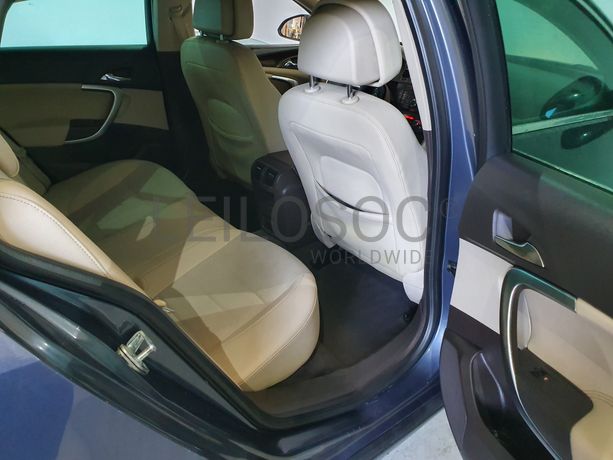 Opel Insígnia · Ano 2010