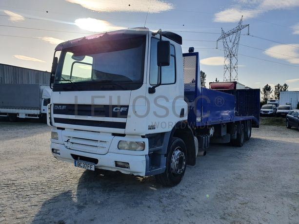 Porta Máquinas DAF 75CF-310 6x2 · Ano 2004