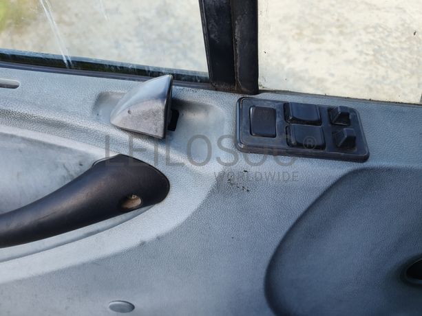 Porta Máquinas DAF 75CF-310 6x2 · Ano 2004