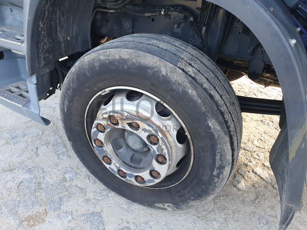 Porta Máquinas DAF 75CF-310 6x2 · Ano 2004