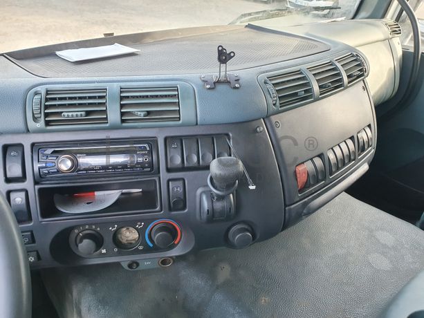 Porta Máquinas DAF 75CF-310 6x2 · Ano 2004