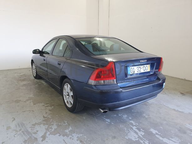 Volvo S60 · Ano 2000