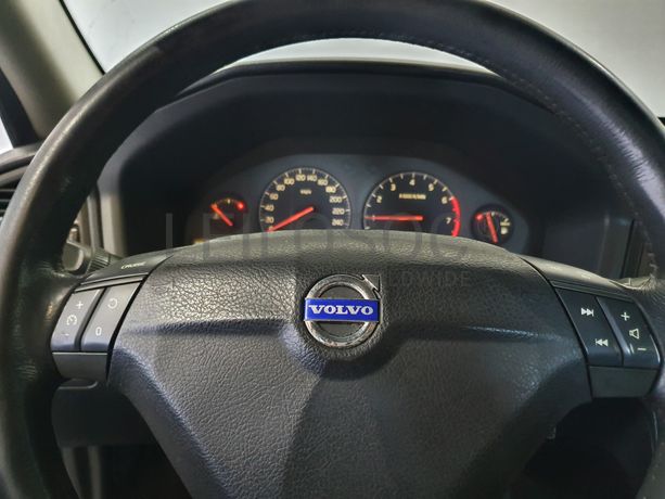 Volvo S60 · Ano 2000