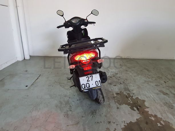 Motociclo Suzuki UK 110 Address · Ano 2015