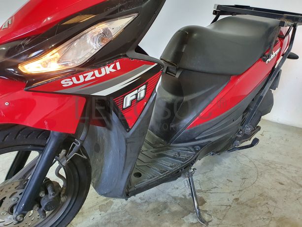 Motociclo Suzuki UK 110 Address · Ano 2015