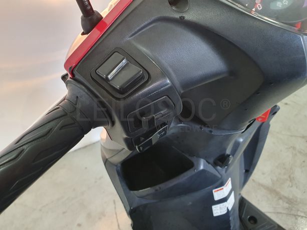 Motociclo Suzuki UK 110 Address · Ano 2015