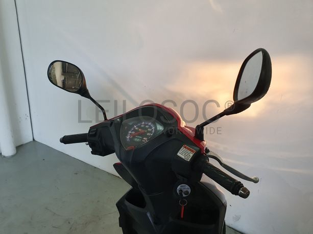 Motociclo Suzuki UK 110 Address · Ano 2015