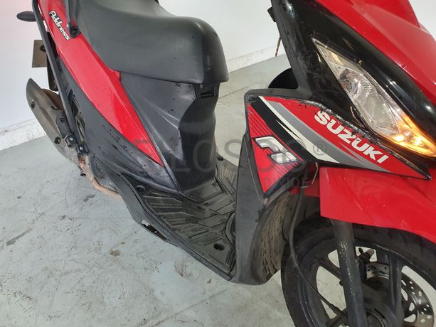 Motociclo Suzuki UK 110 Address · Ano 2015