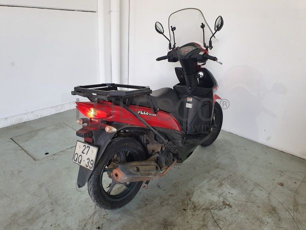 Motociclo Suzuki UK 110 Address · Ano 2015