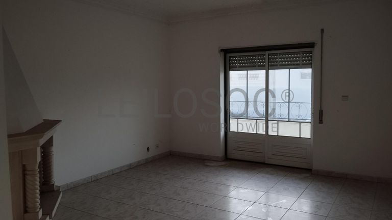 LIQUIDAÇÃO DE FUNDO | APARTAMENTO T4