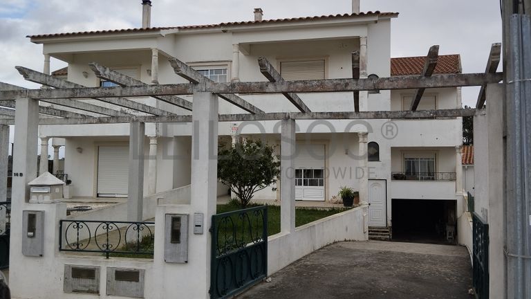 LIQUIDAÇÃO DE FUNDO | APARTAMENTO T4