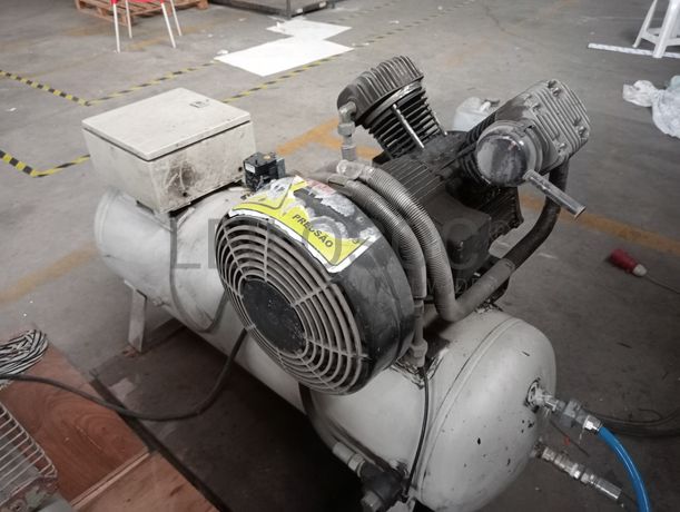 Equipamento Indústria Gráfica · Equipamento de Escritório