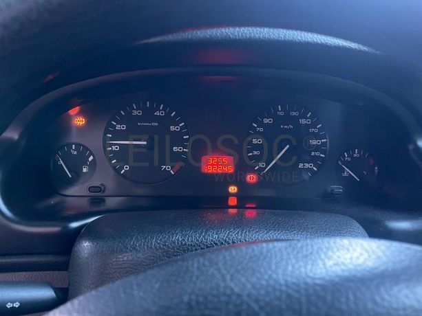 Peugeot 406 · Ano 1999