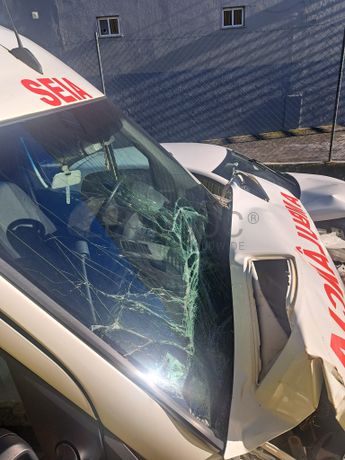 Mercedes-Benz 906KA 35 · Ano 2011